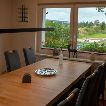 Fuchsbau Im Eg Des Ferienhauses Falkenhoehe 公寓 Oberweißbach